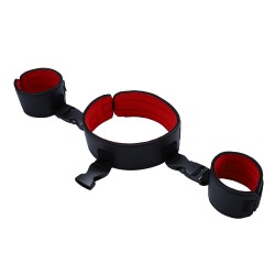 Kit Costrittivo Bondage Collare con Manette e Guinzaglio, Cavigliere, Maschera Blindfold e Frusta