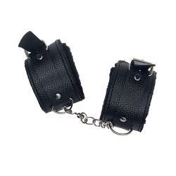 Wrist and ankle handcuff kit and cruise Dominio